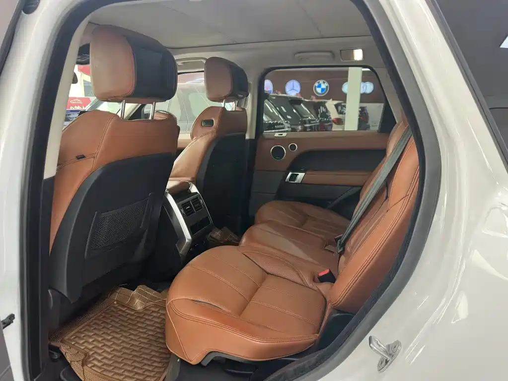 Land Rover Sport 2015 — фото 11