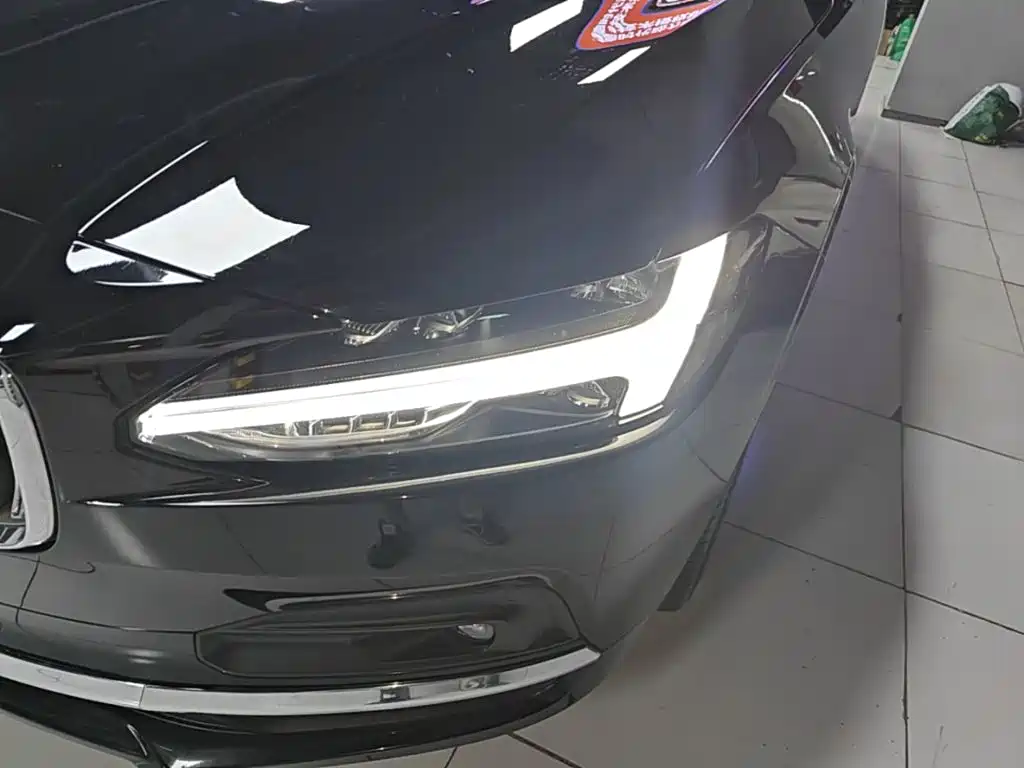 Volvo S90 2020 — фото 24