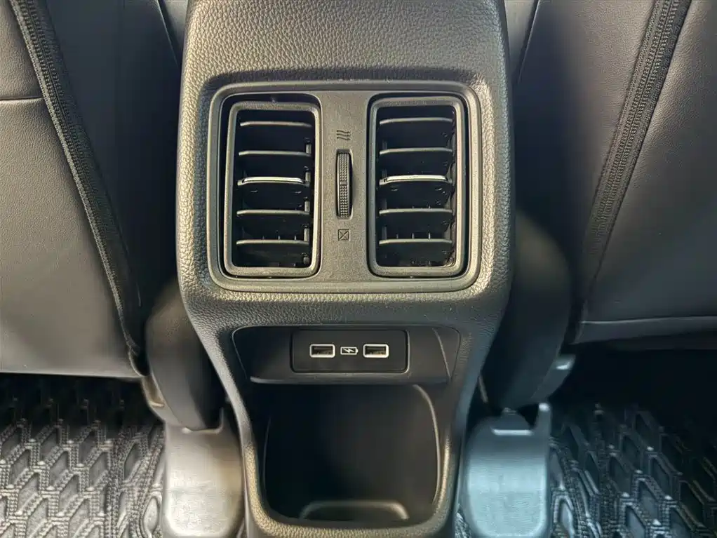 Honda Vezel 2023 — фото 19