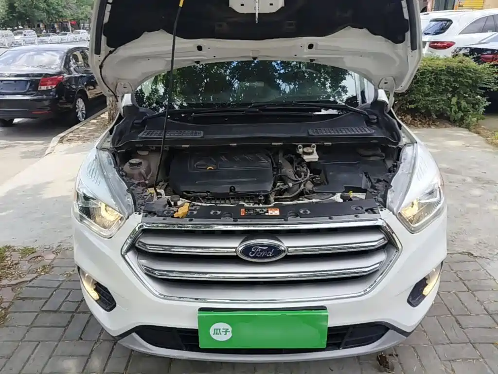 Ford Kuga 2018 — фото 20