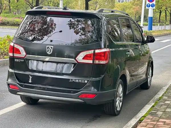 Baojun 730 2014