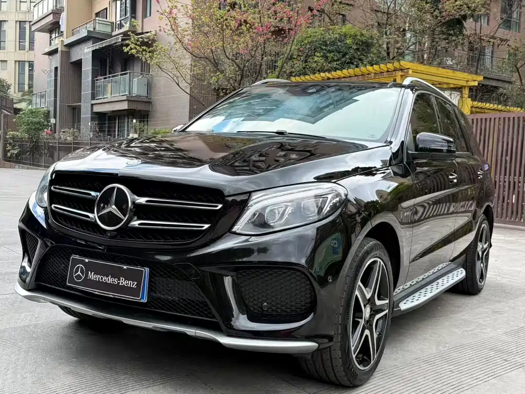 Mercedes-Benz GLE 2016 — фото 12