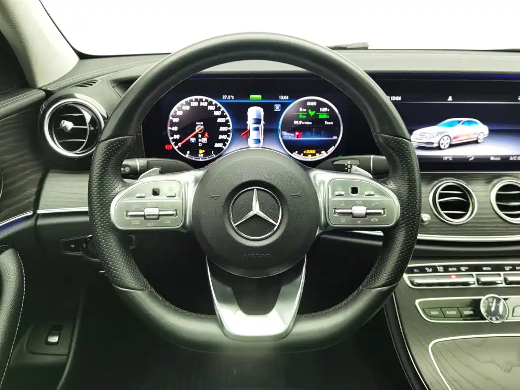 Mercedes-Benz E-Class 2019 — фото 11