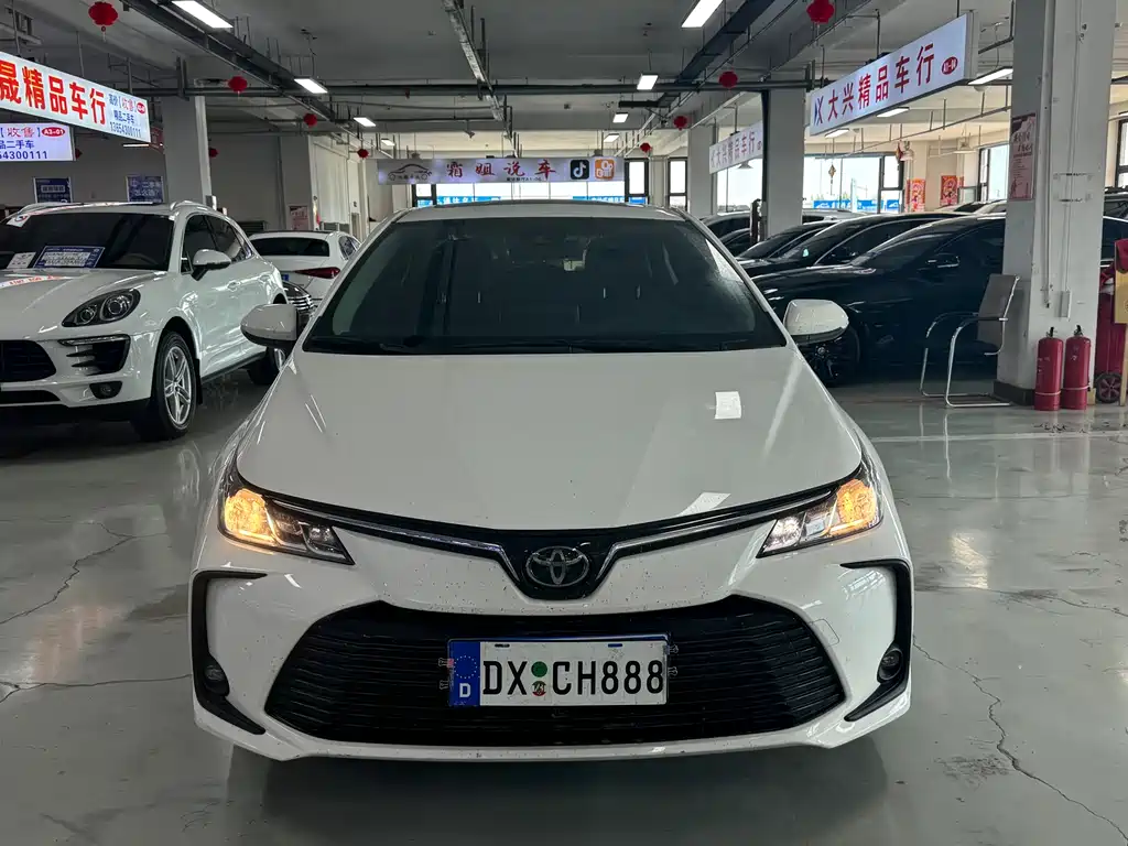Toyota Corolla 2020 — фото 2
