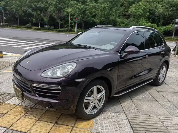 Porsche Cayenne 2011