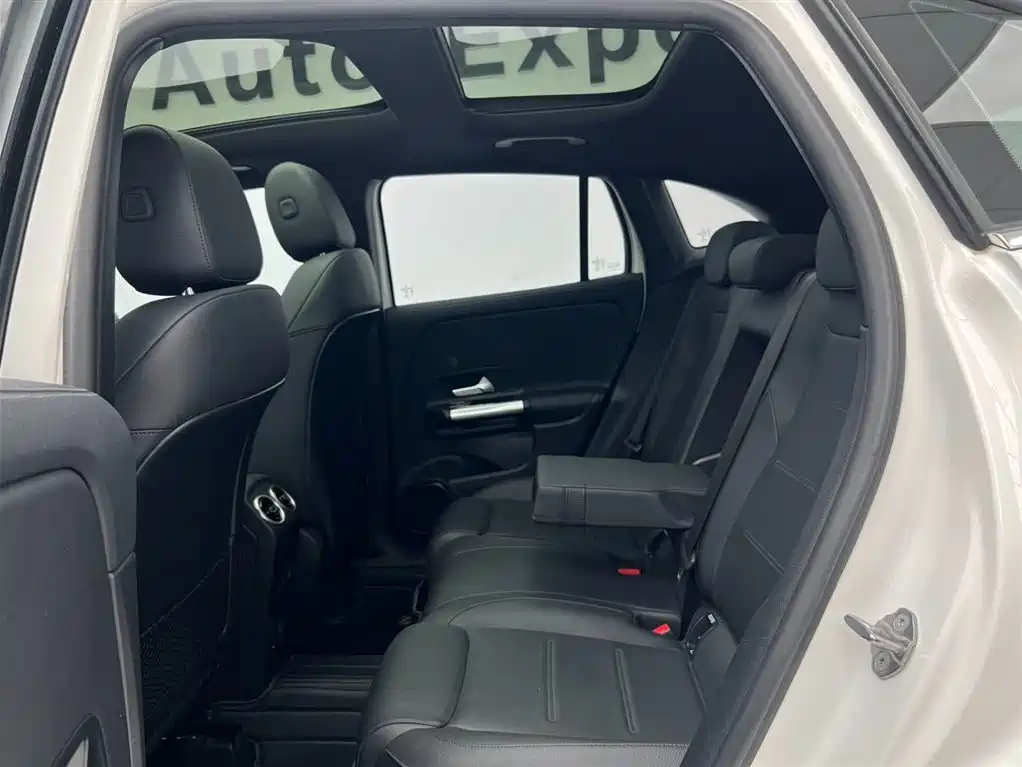 Mercedes-Benz GLA 2020 — фото 15