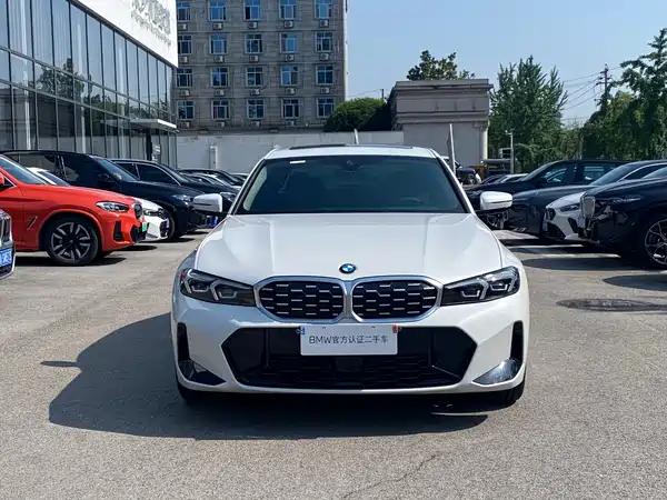 BMW 3 Series 2025