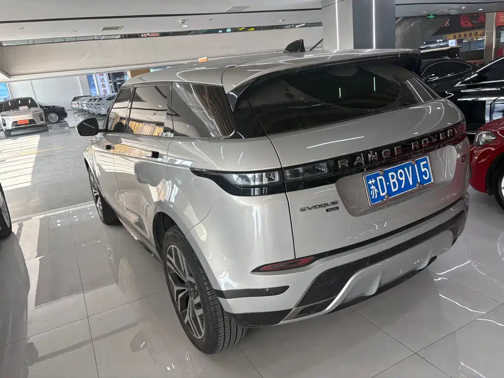 Land Rover Evoque 2021 — фото 6