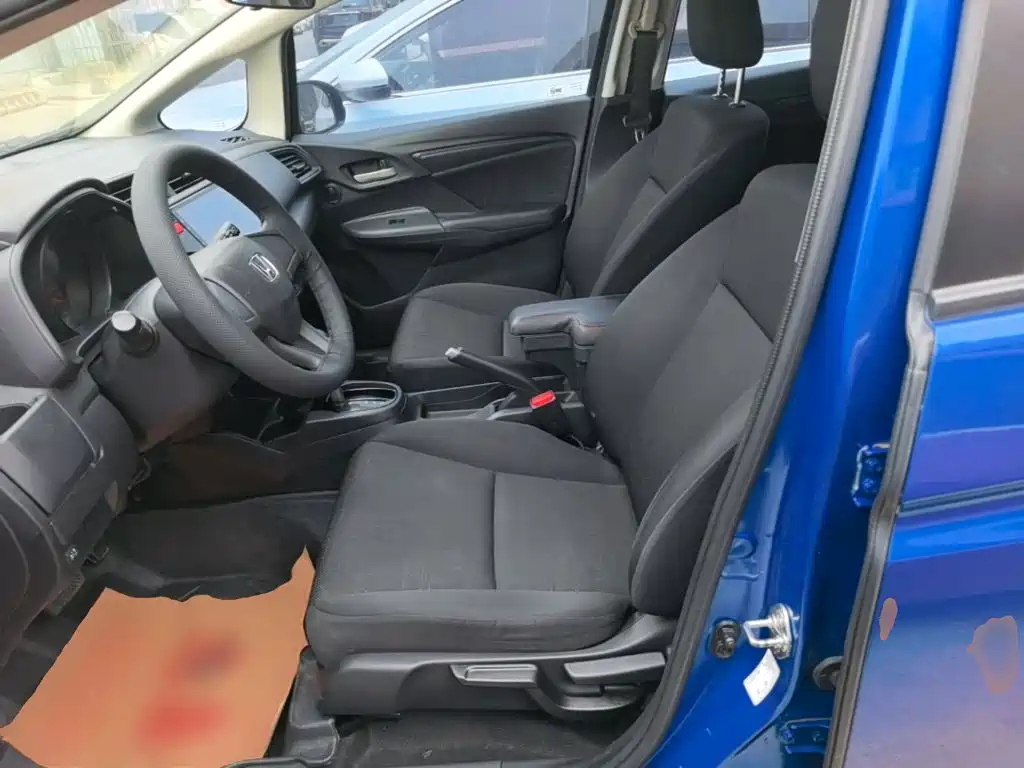 Honda Fit 2015 — фото 15