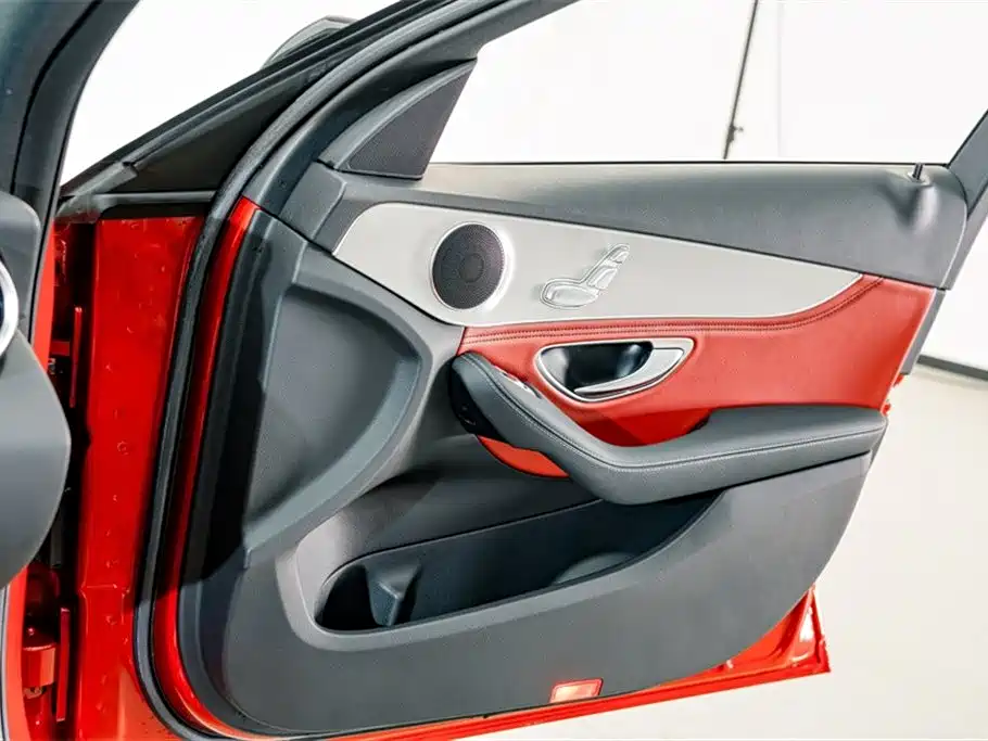 Mercedes-Benz C-Class 2017 — фото 13