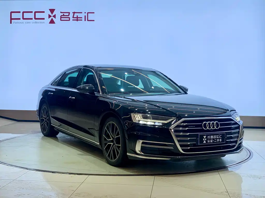 Audi A8 2020 — фото 3