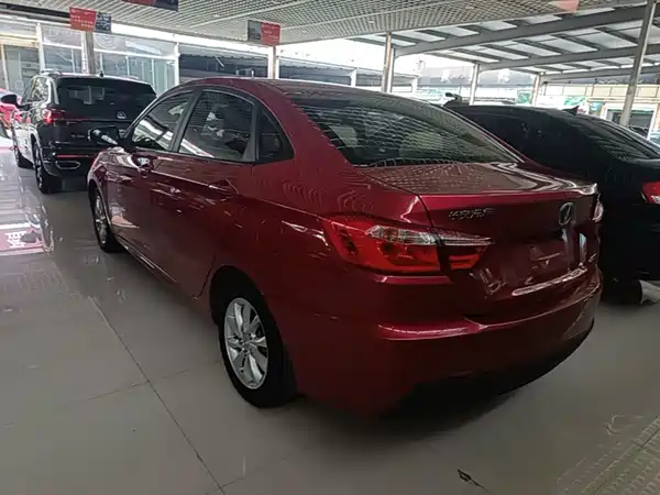Changan Yuexiang V7 2015
