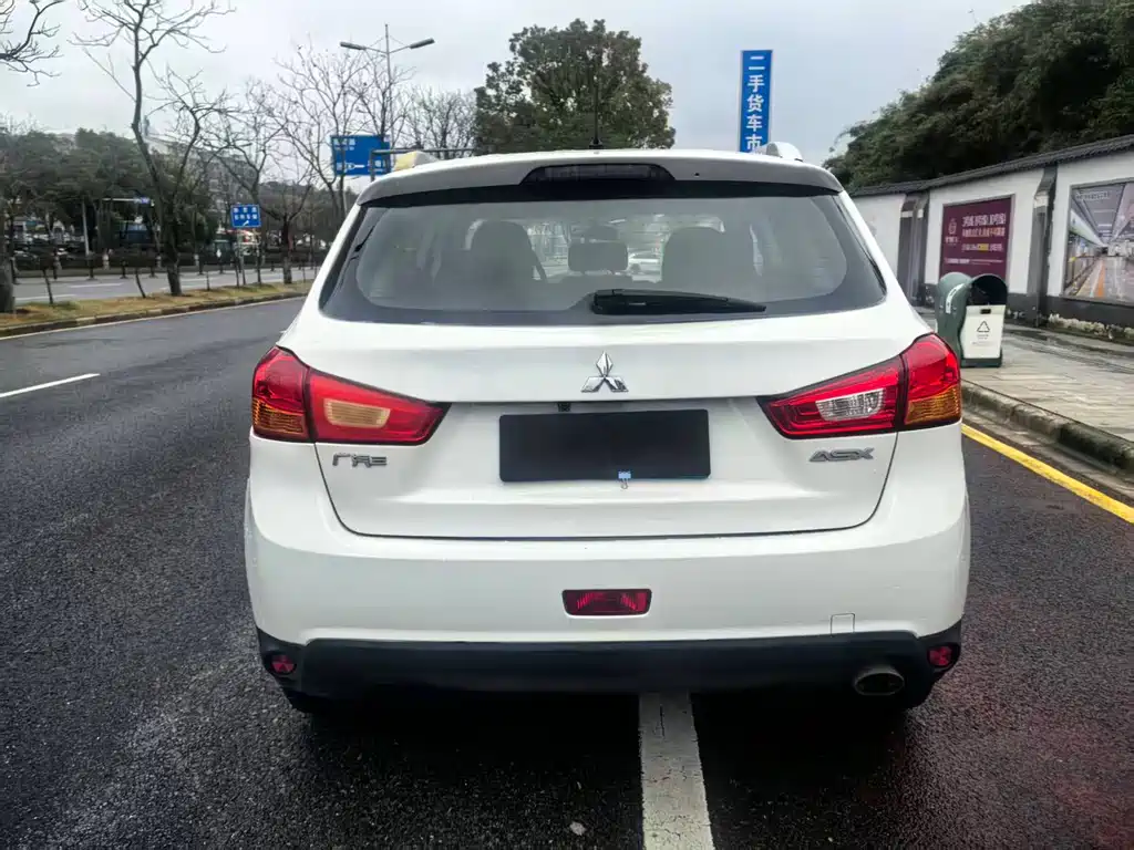 Mitsubishi ASX 2015 — фото 9