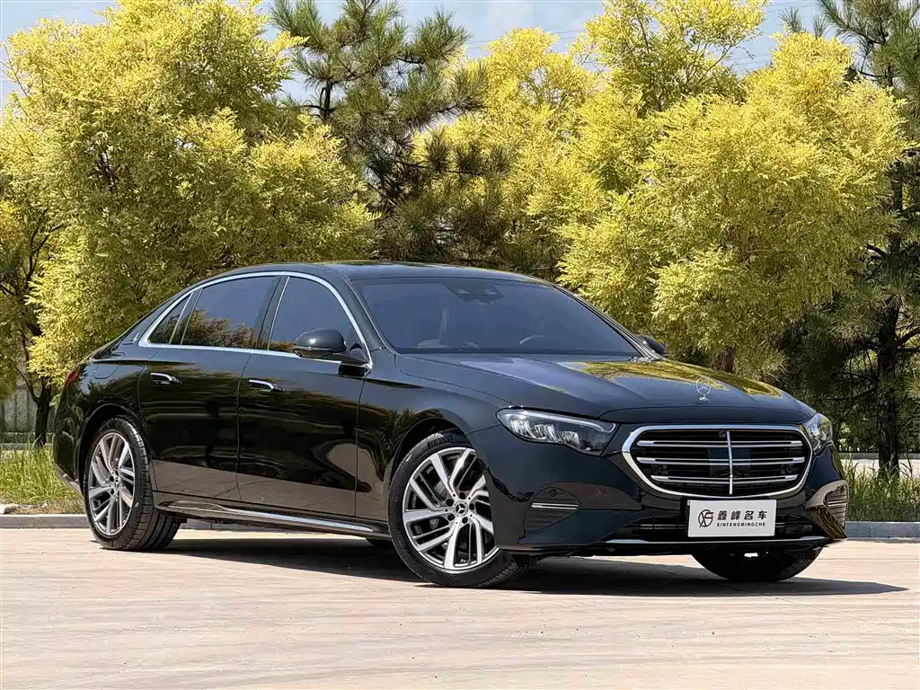 Mercedes-Benz E-Class 2024