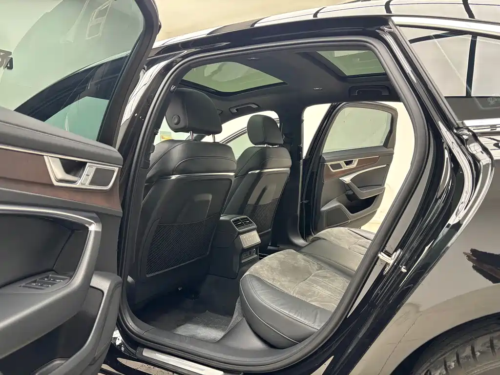 Audi A6L 2023 — фото 15