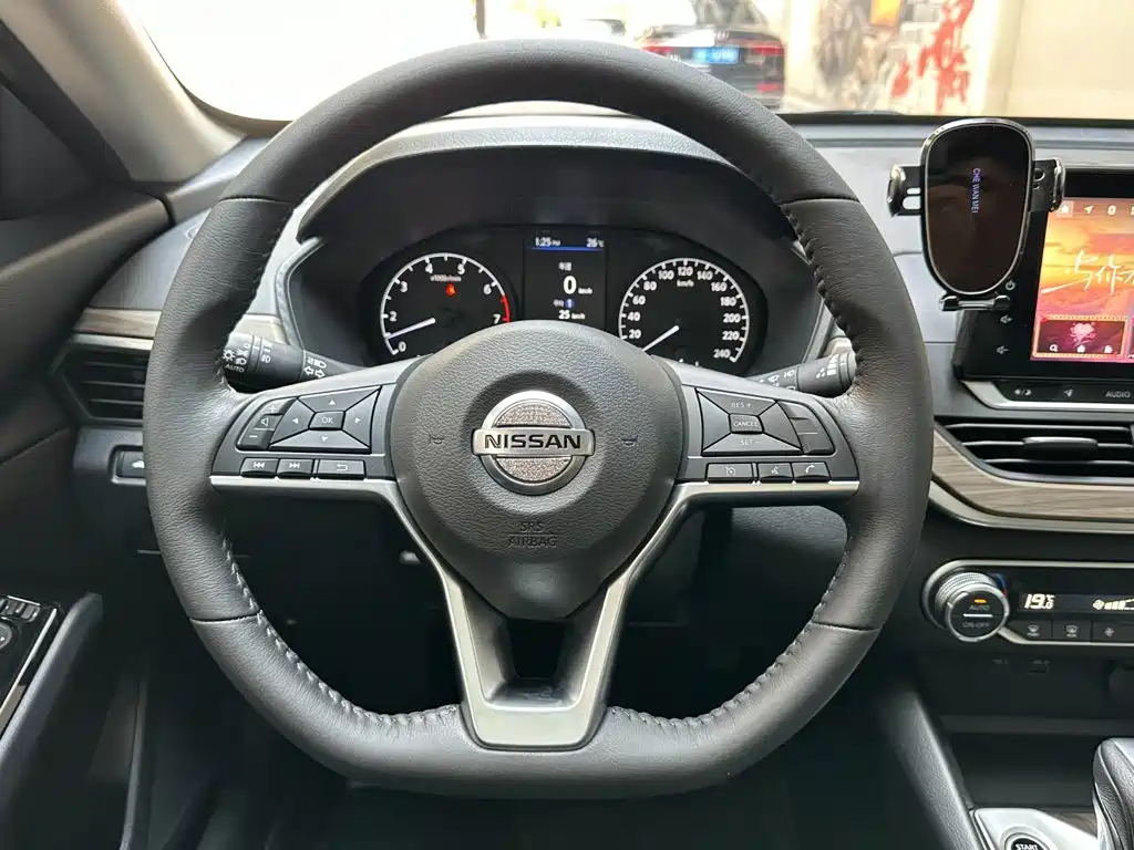 Nissan Teana 2021 — фото 12