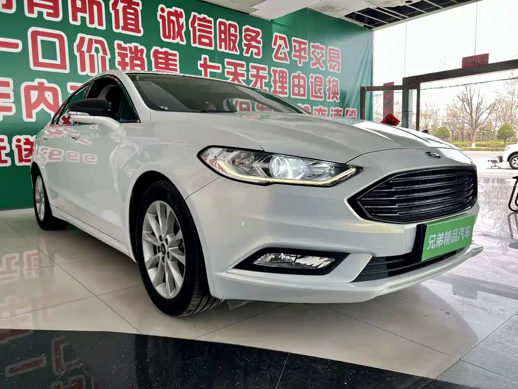 Ford Mondeo 2019 — фото 1