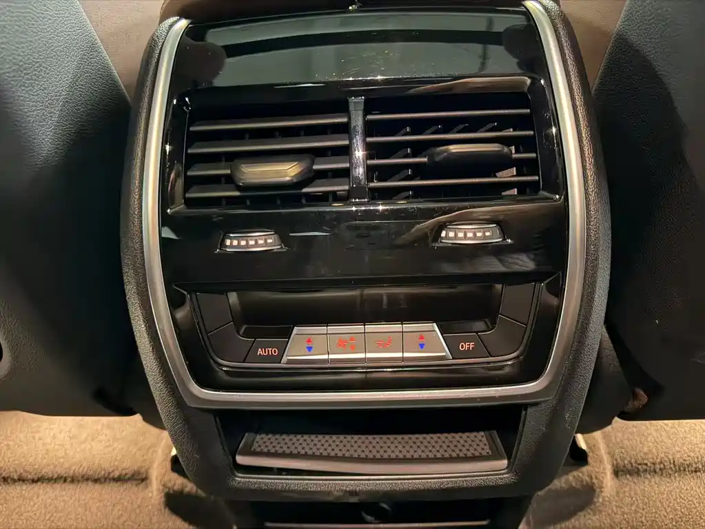 BMW X6 2021 — фото 14