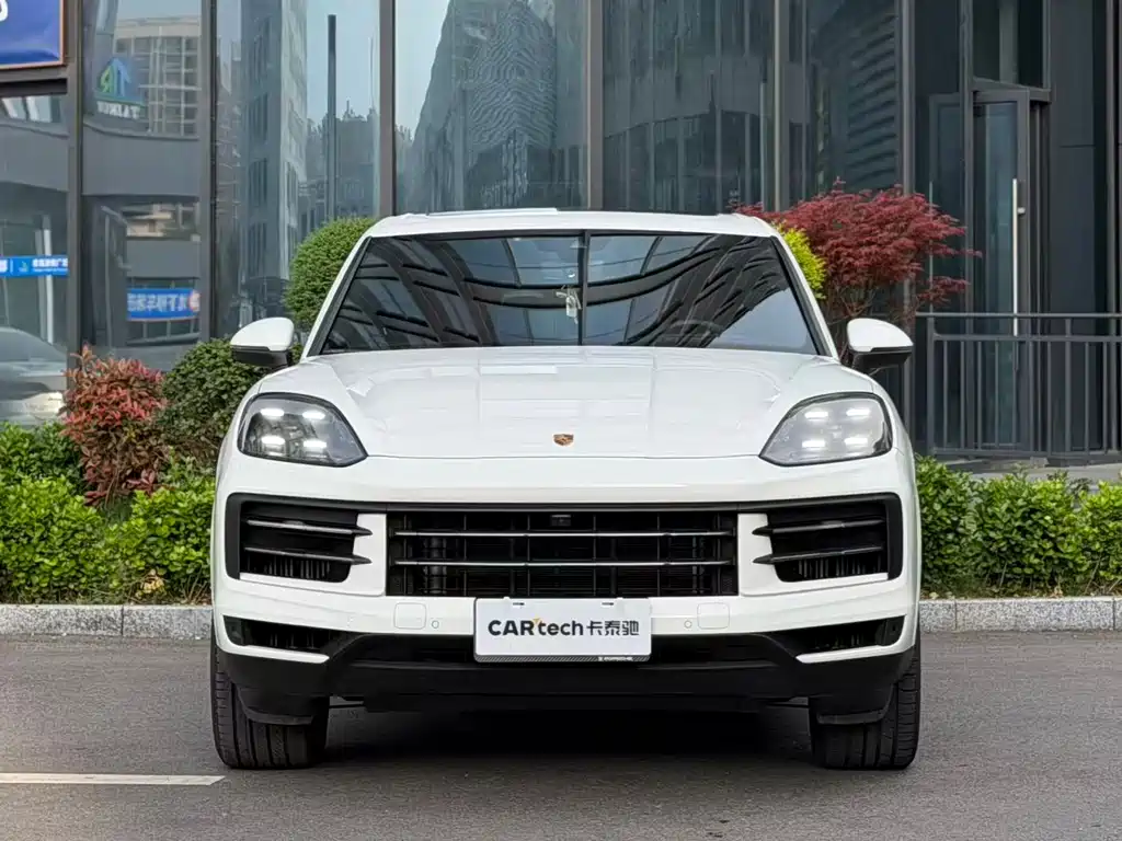 Porsche Cayenne 2024 — фото 2