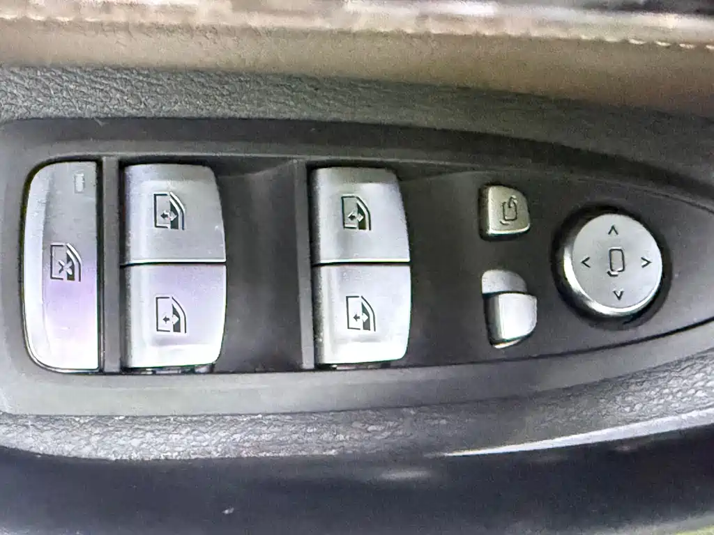BMW X1 2022 — фото 15