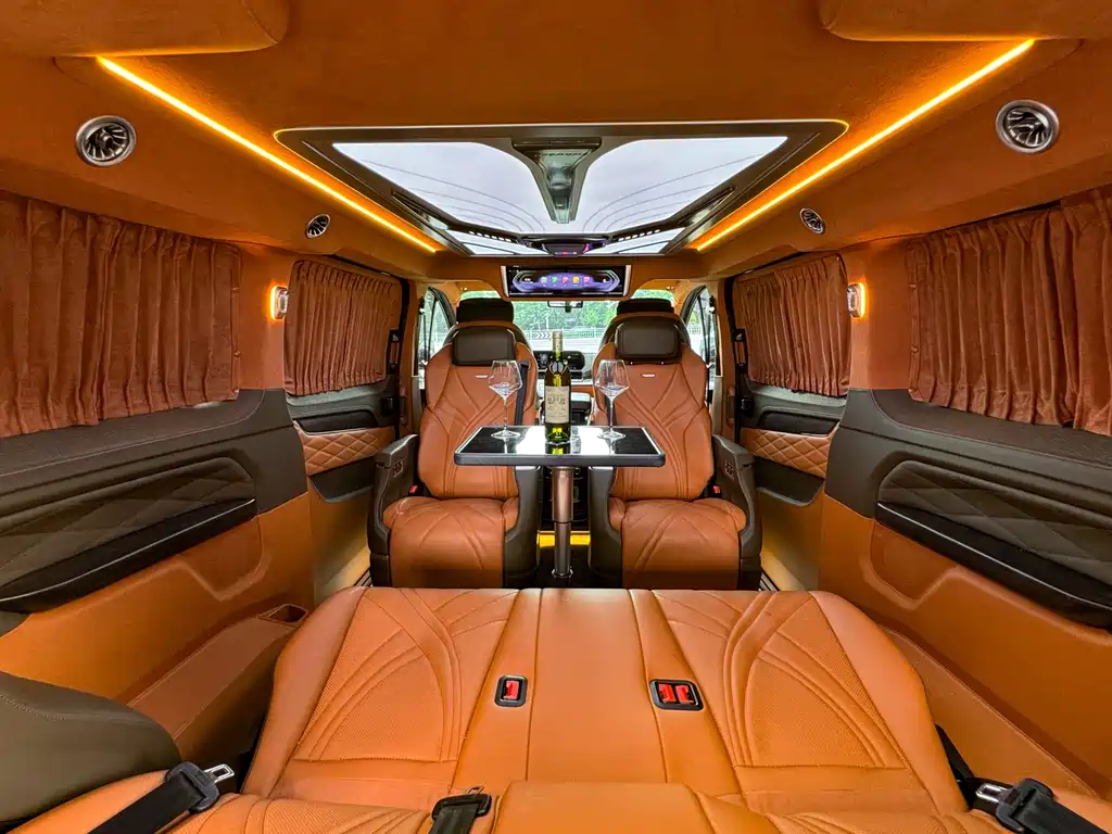 Ford Tourneo 2025 — фото 29