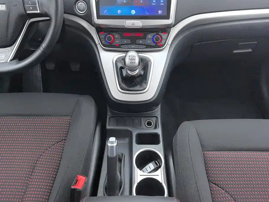 Haval M6 2020 — фото 16