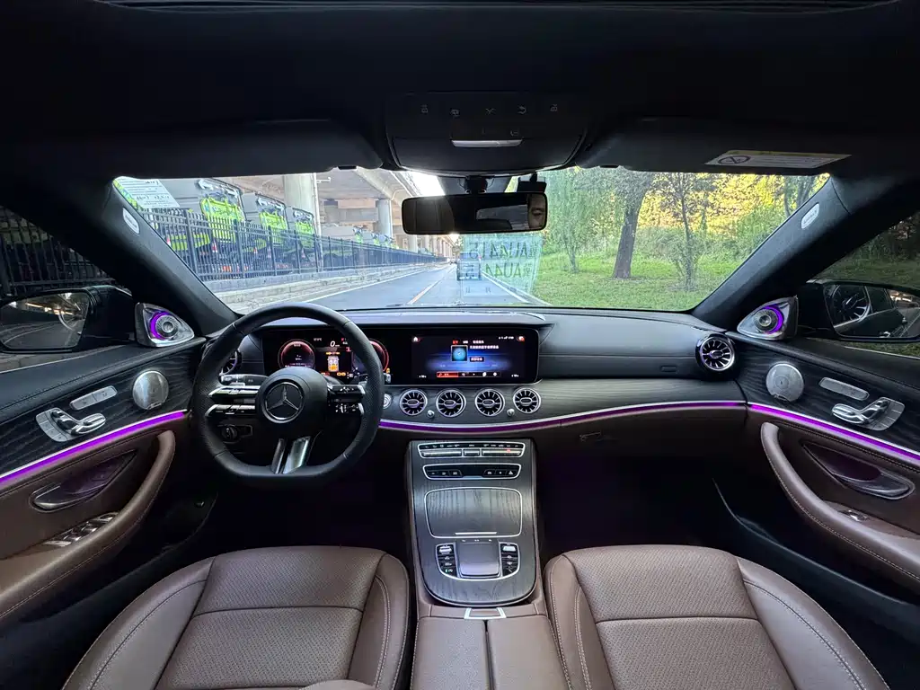 Mercedes-Benz E-Class 2023 — фото 15