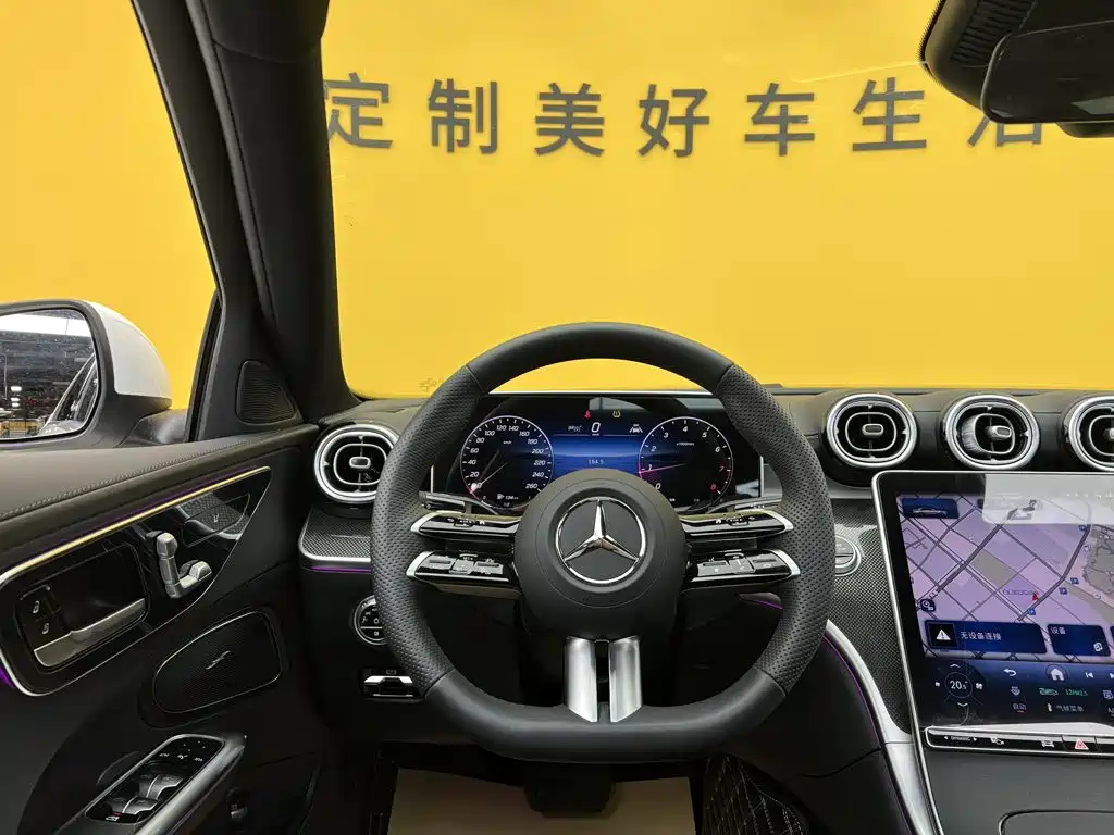 Mercedes-Benz C-Class 2025 — фото 35