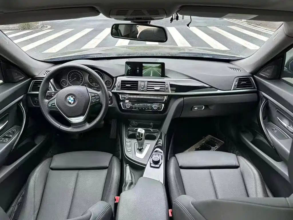 BMW 3 Series GT 2018