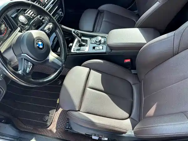 BMW 1 Series 2022