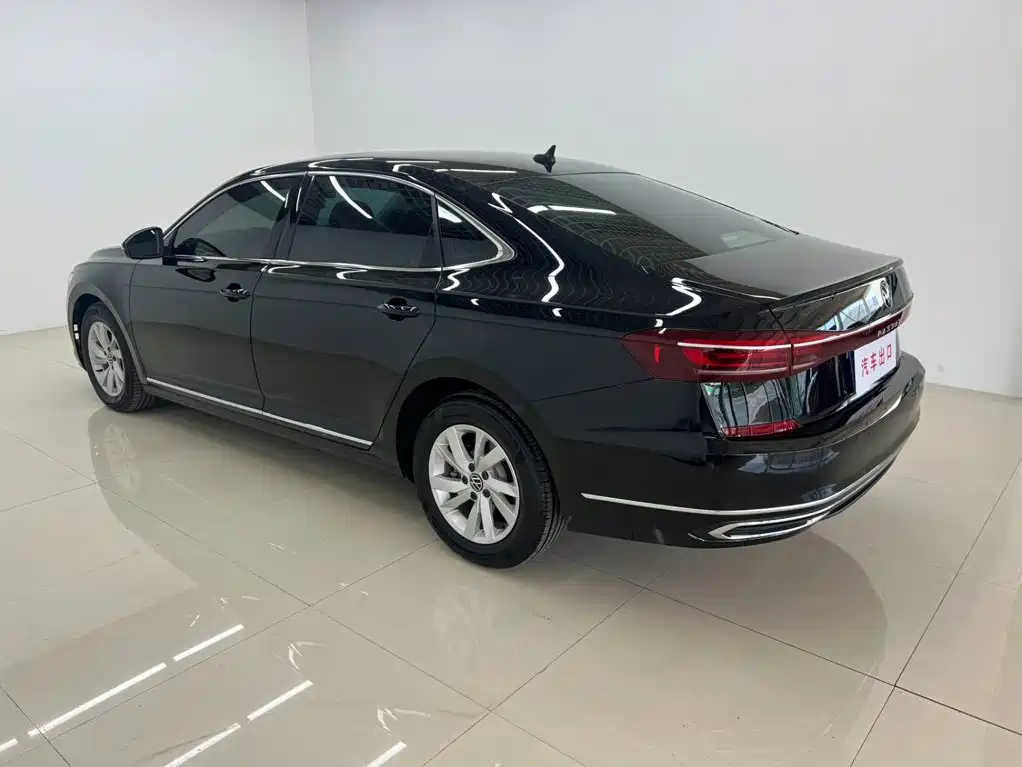 Volkswagen Passat 2022