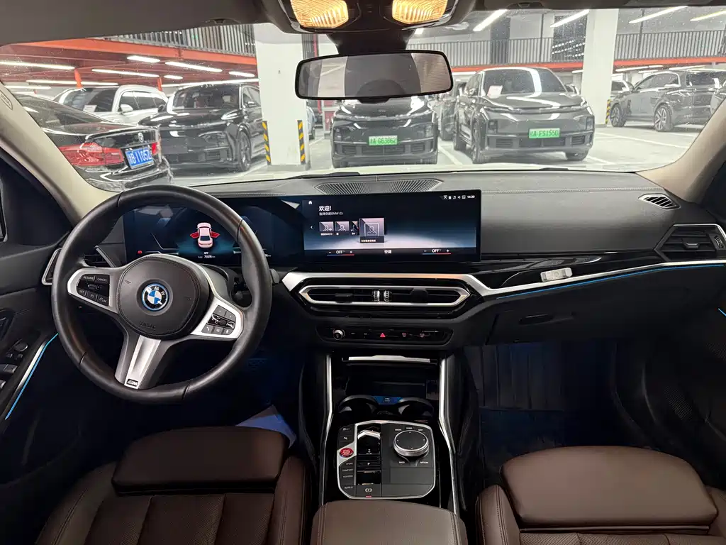 BMW i3 2024 — фото 12