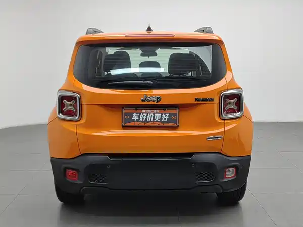 Jeep Freeman 2016