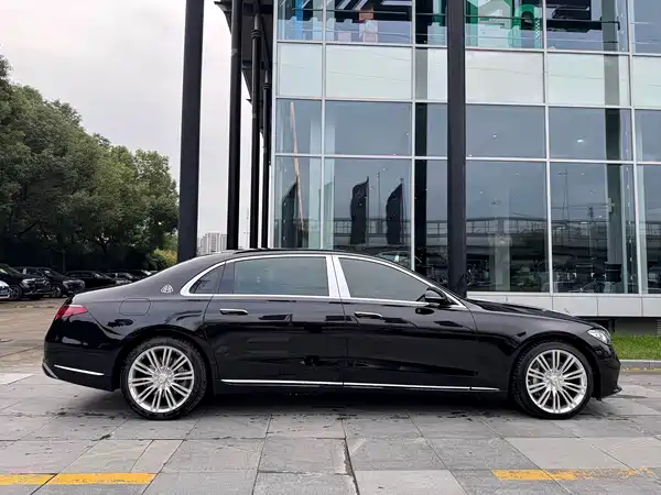 Mercedes-Benz Maybach S-Class 2023