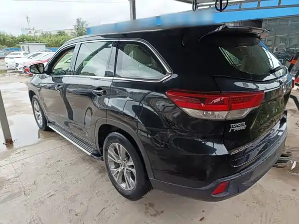 Toyota Highlander 2019