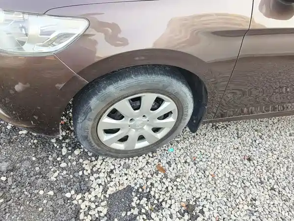 Peugeot 301 2015