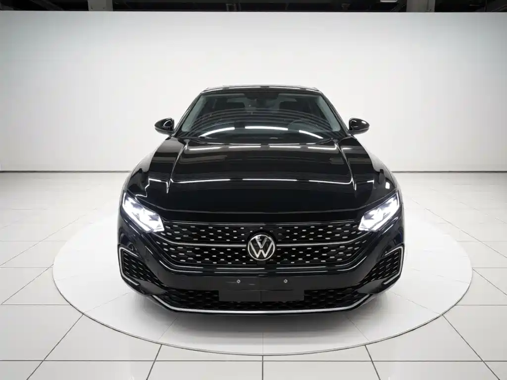 Volkswagen Passat 2024