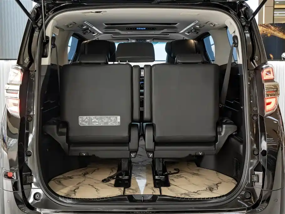 Toyota Alphard 2021 — фото 10