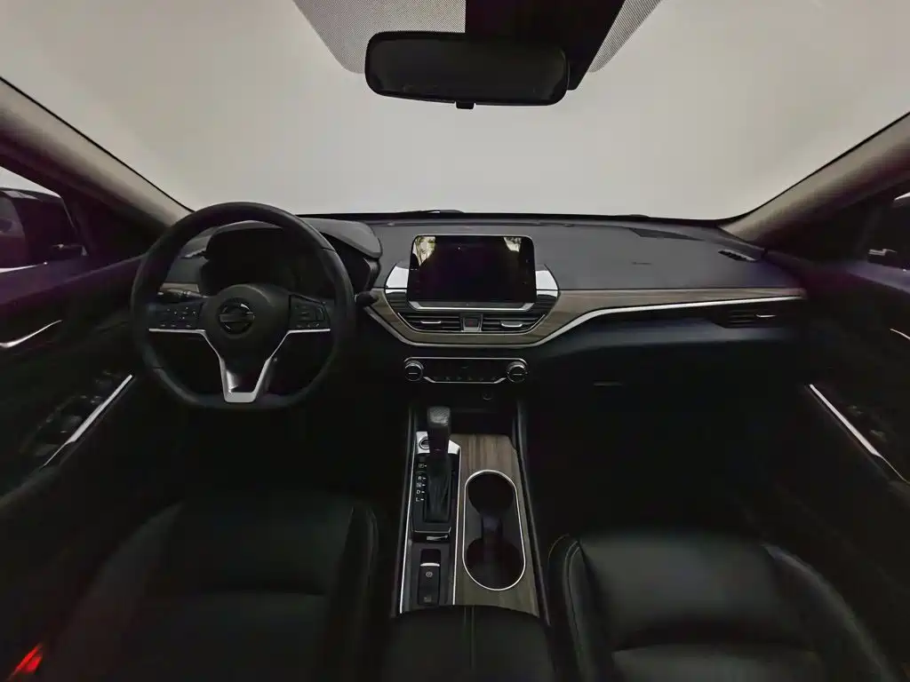Nissan Teana 2021
