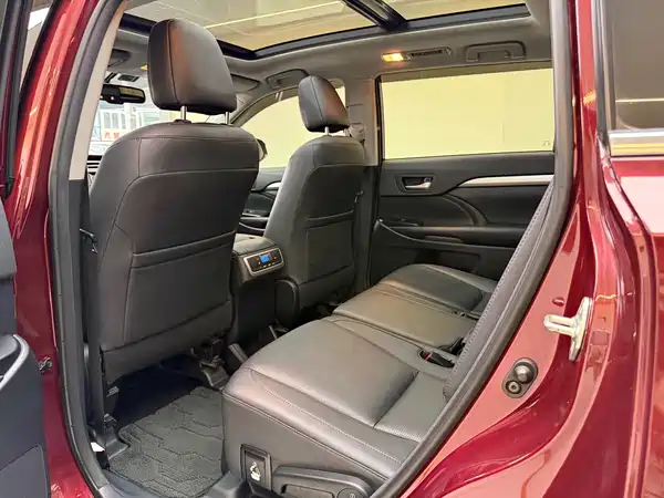 Toyota Highlander 2017