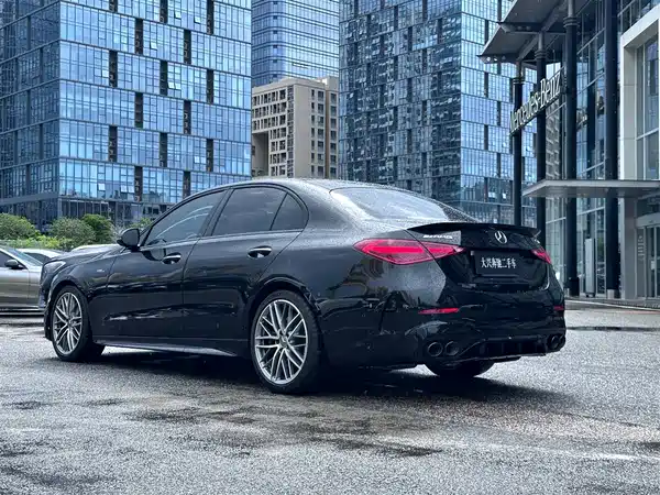 Mercedes-Benz C-Class AMG 2025