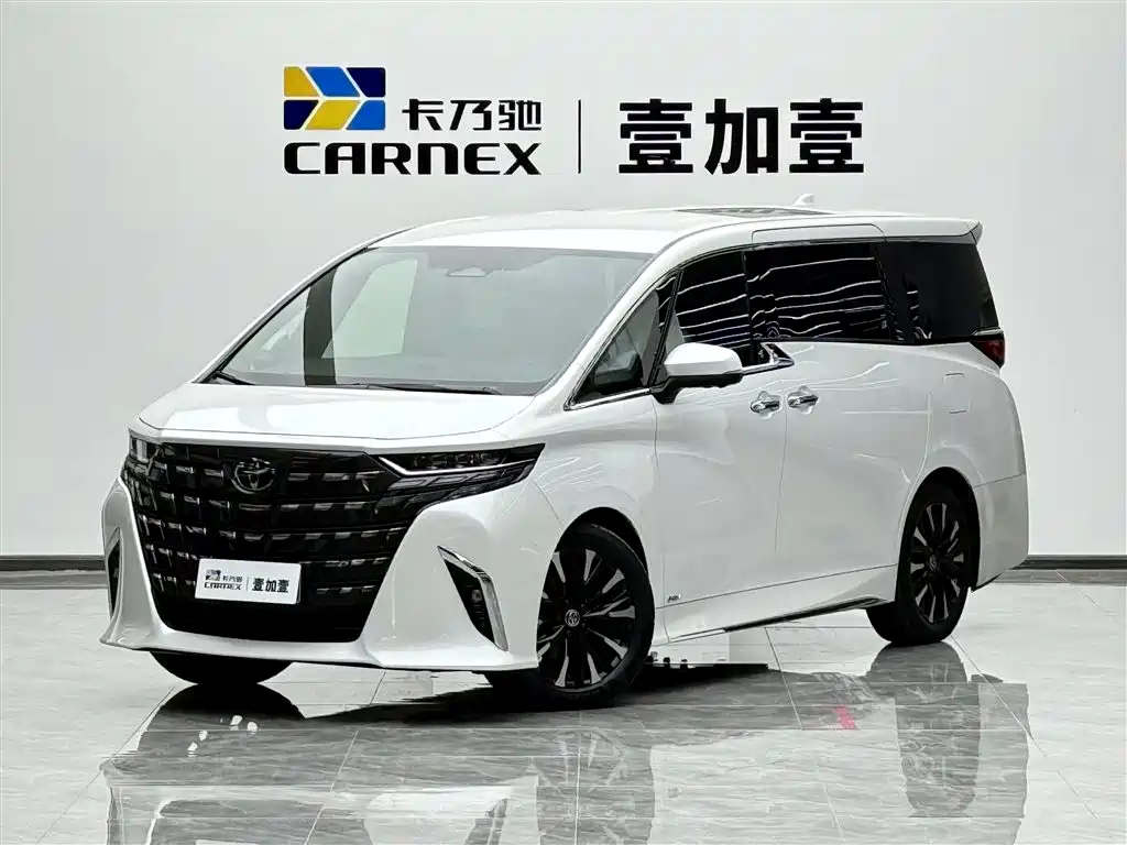 Toyota Alphard 2024 — фото 1