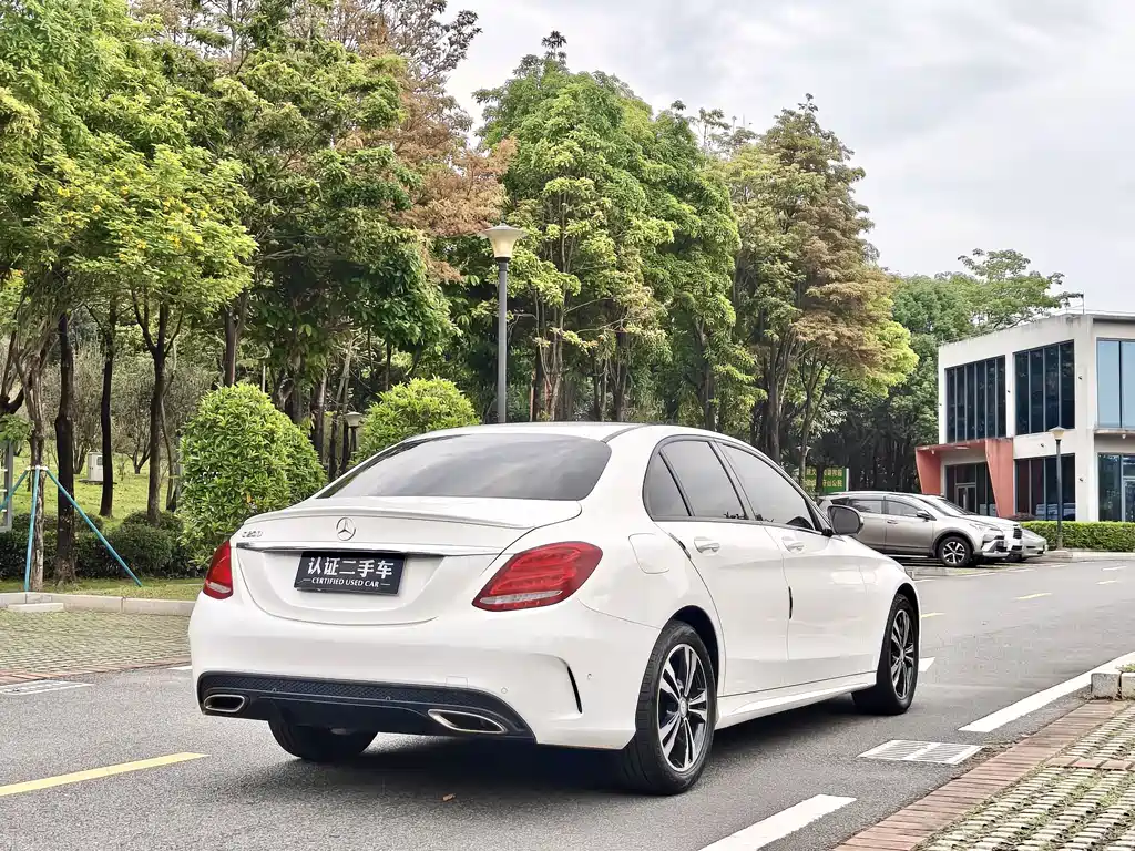 Mercedes-Benz C-Class 2017