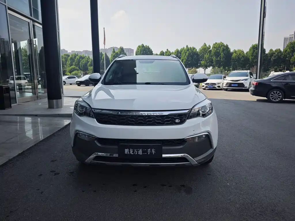 Leopaard CS10 2016