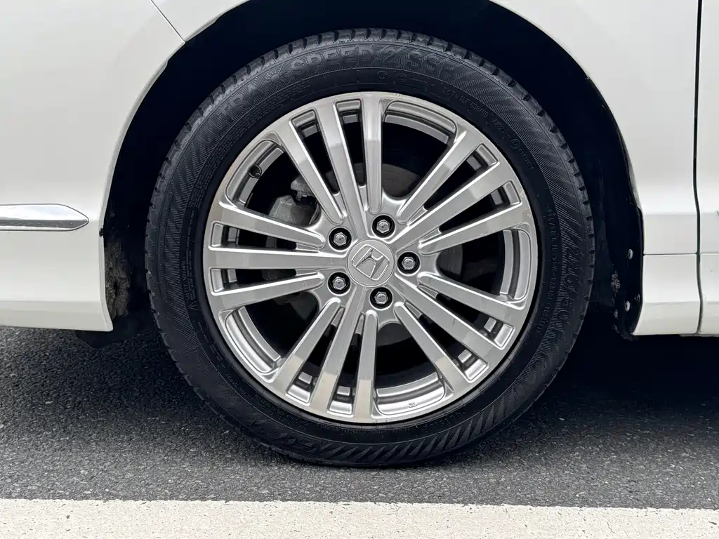 Honda Elysion 2017 — фото 27