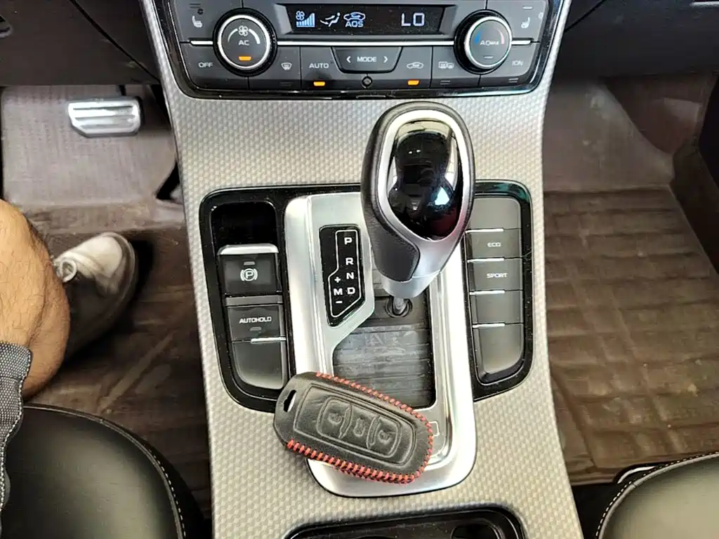 Geely Emgrand GS 2017 — фото 10