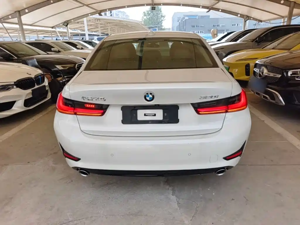 BMW 3 Series 2022