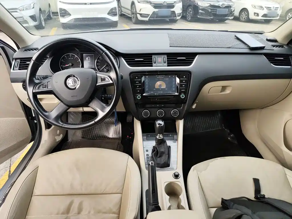 Skoda Octavia 2014