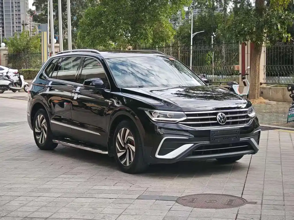 Volkswagen Tiguan L 2021 — фото 3