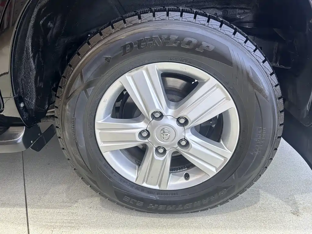 Toyota Land Cruiser 2018 — фото 17